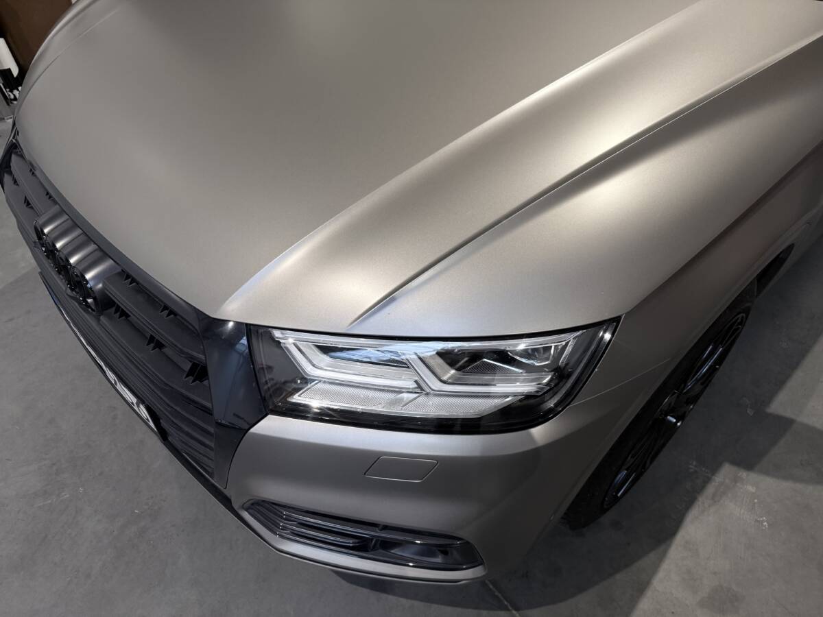 Audi SQ5 – zmiana koloru na KPMF Silver Mat Iced Titanium