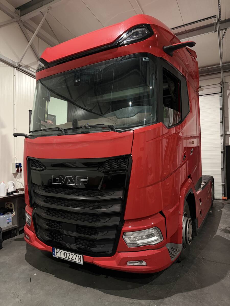 DAF XG PLUS – Dechroming