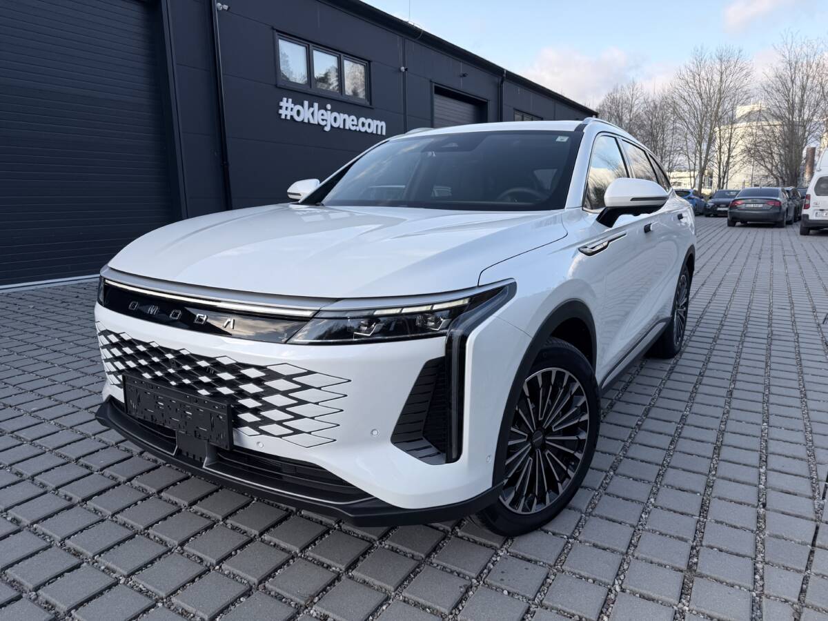 Omoda 9 – Zabezpieczenie karoserii ochronną folią PPF Avery Dennison SPFx3